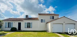 House at L'AIGUILLON-SUR-VIE (85220)