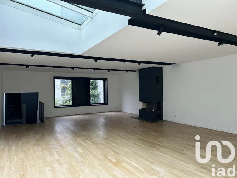 Maison 1 pièce 240 m² · à Lille · 240 m² · 725 000 €