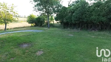 Terrain à bâtir à Saurais (79200) — 4/12