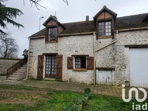 Traditional house at Allainville (78660)