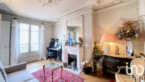 Apartment at Paris (75017)