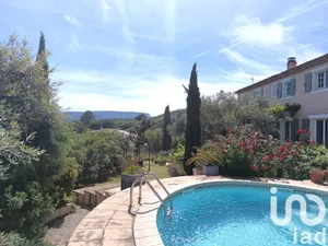 Mas à Seillons-Source-d'Argens (83470)