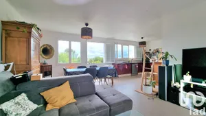 Apartment in Saint-Julien-de-Concelles (44450)