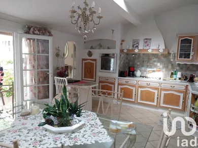 Townhouse at Romilly-sur-Seine (10100)