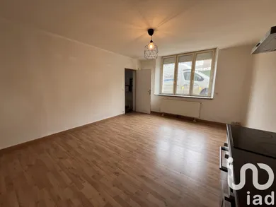 Appartement à Saulnes (54650)