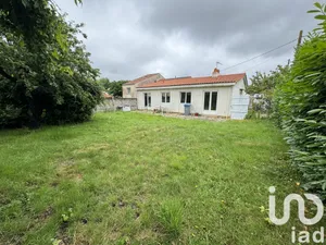 Maison traditionnelle à REZÉ (44400)
