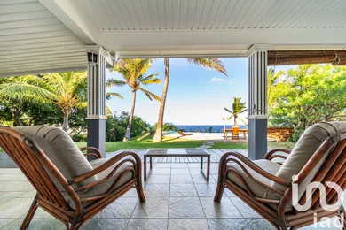 Traditional house at Saint-gilles les bains (97434)