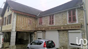 Building at Bruges-Capbis-Mifaget (64800)