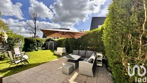 Apartment at Coubron (93470)