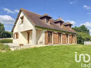 Traditional house in Saint-Pierre-en-Auge (14170)