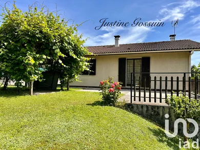 House in Marlioz (74270)
