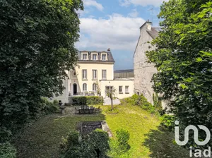 Mansion at Meaux (77100)