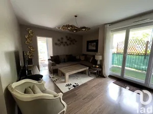 Apartment at Gennevilliers (92230)