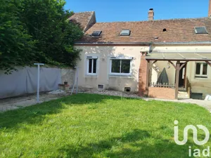 Townhouse at Cormes (72400)