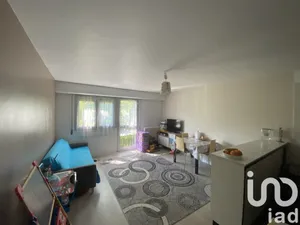 Apartment in Orsay (91440)