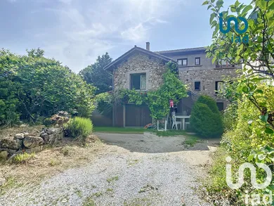 Maison de village à LUPÉ (42520)