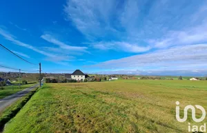 Terrain à bâtir à Sainte-Gemme-en-Sancerrois (18240)