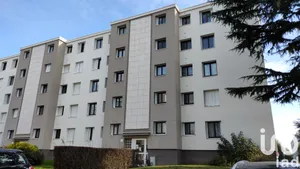 Apartment at BOIS-D'ARCY (78390)