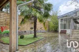 House at Colombes (92700)