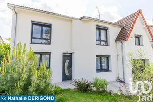 Traditional house at Sainte-Geneviève-des-Bois (91700)