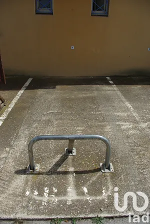 Parking at MÈZE (34140)