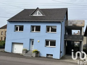 Building at Woustviller (57915)