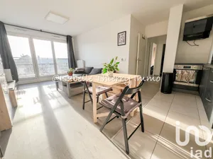 Apartment at Montlhéry (91310)