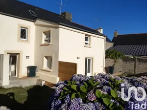 Duplex at Landudal (29510)