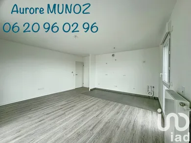 Apartment at Champigny-sur-Marne (94500) — 3/11