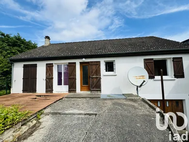 Traditional house at Saint-Germain-Laval (77130)