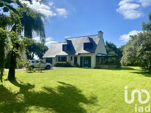 Maison traditionnelle à PLOUVIEN (29860)
