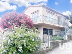 House at Saint-Laurent-du-Var (06700)