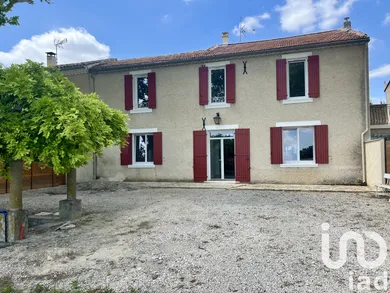 House in Sarrians (84260)