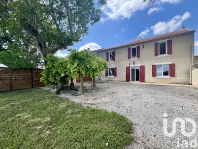 House at Sarrians (84260)