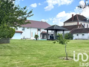 Maison de campagne à Sommeval (10320)