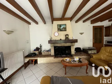 Maison à Montboyer (16620)