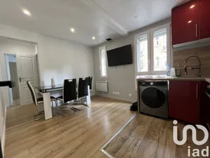 Apartment at Clichy (92110)