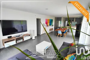 Detached house at Amange (39700)