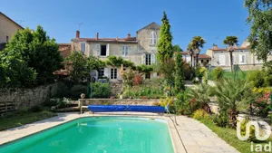 Maison de ville à Fontenay-le-Comte (85200)