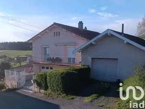 Traditional house in Violay (42780)