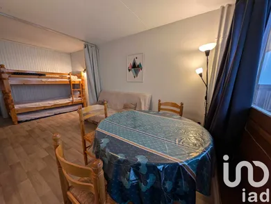 Appartement à LA MONGIE (65200)