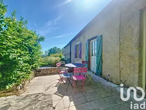 Longère à Creuzier-le-Neuf (03300)