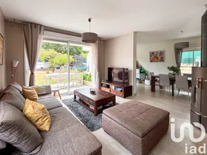 House at CHAMPS-SUR-MARNE (77420)