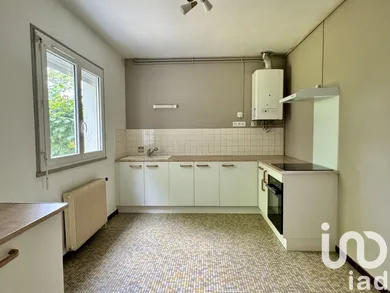 Townhouse in Saint-Yrieix-sur-Charente (16710)