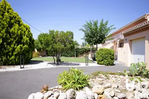 House at Creissan (34370)