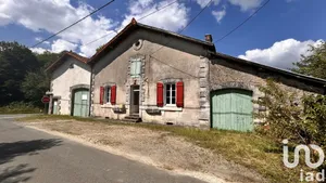Maison à Cherves-Châtelars (16310)