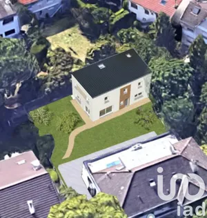 Architectural house at BAGNEUX (92220)