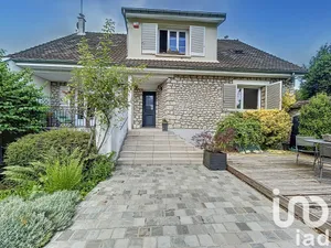 House in Moret-Loing-et-Orvanne (77250)