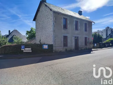 House at Ussel (19200)