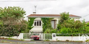 Maison traditionnelle à LA ROCHE-SUR-YON (85000)